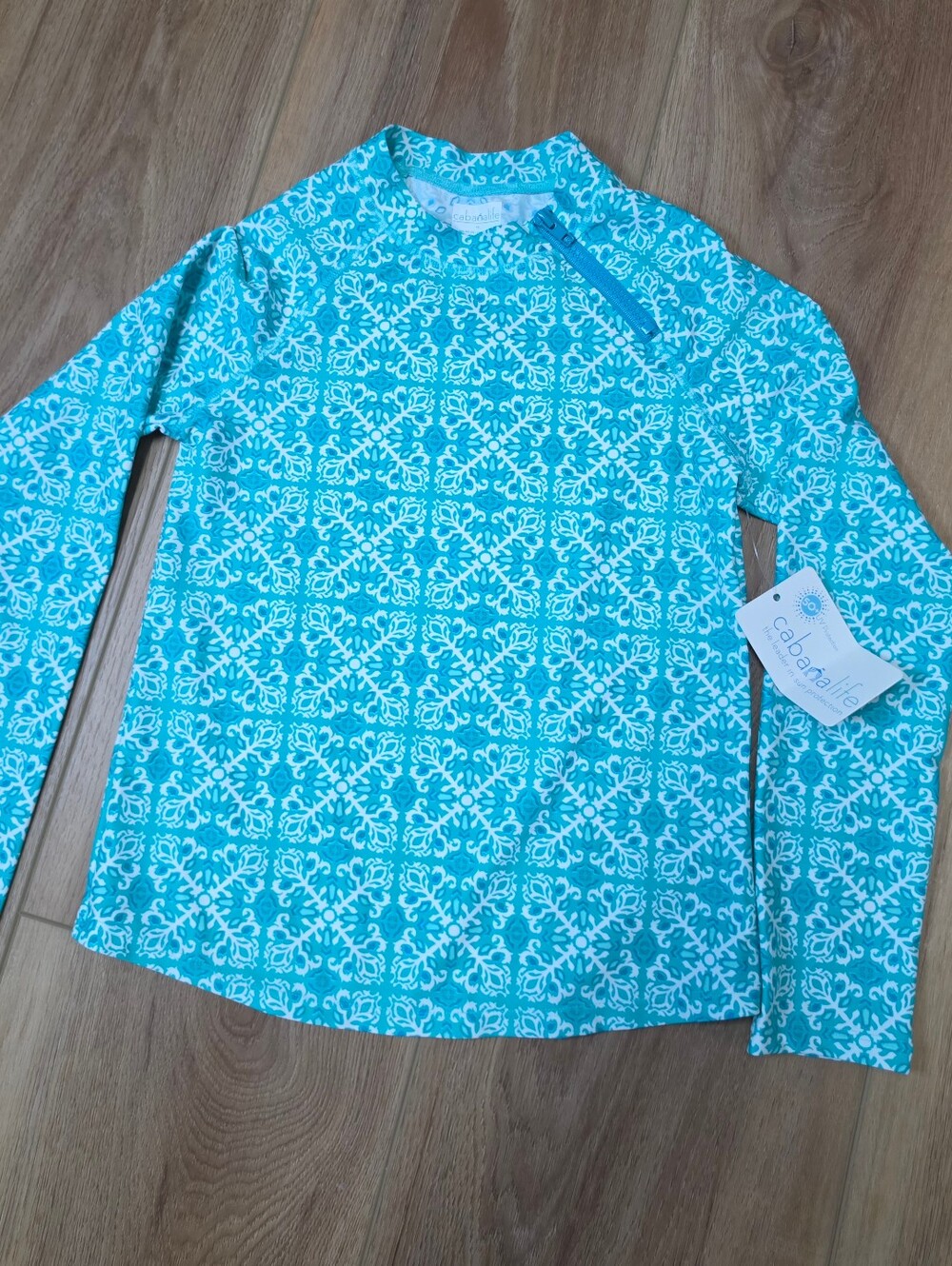 Cabana Life Girls' Turquoise & White Long-Sleeve Rash Guard